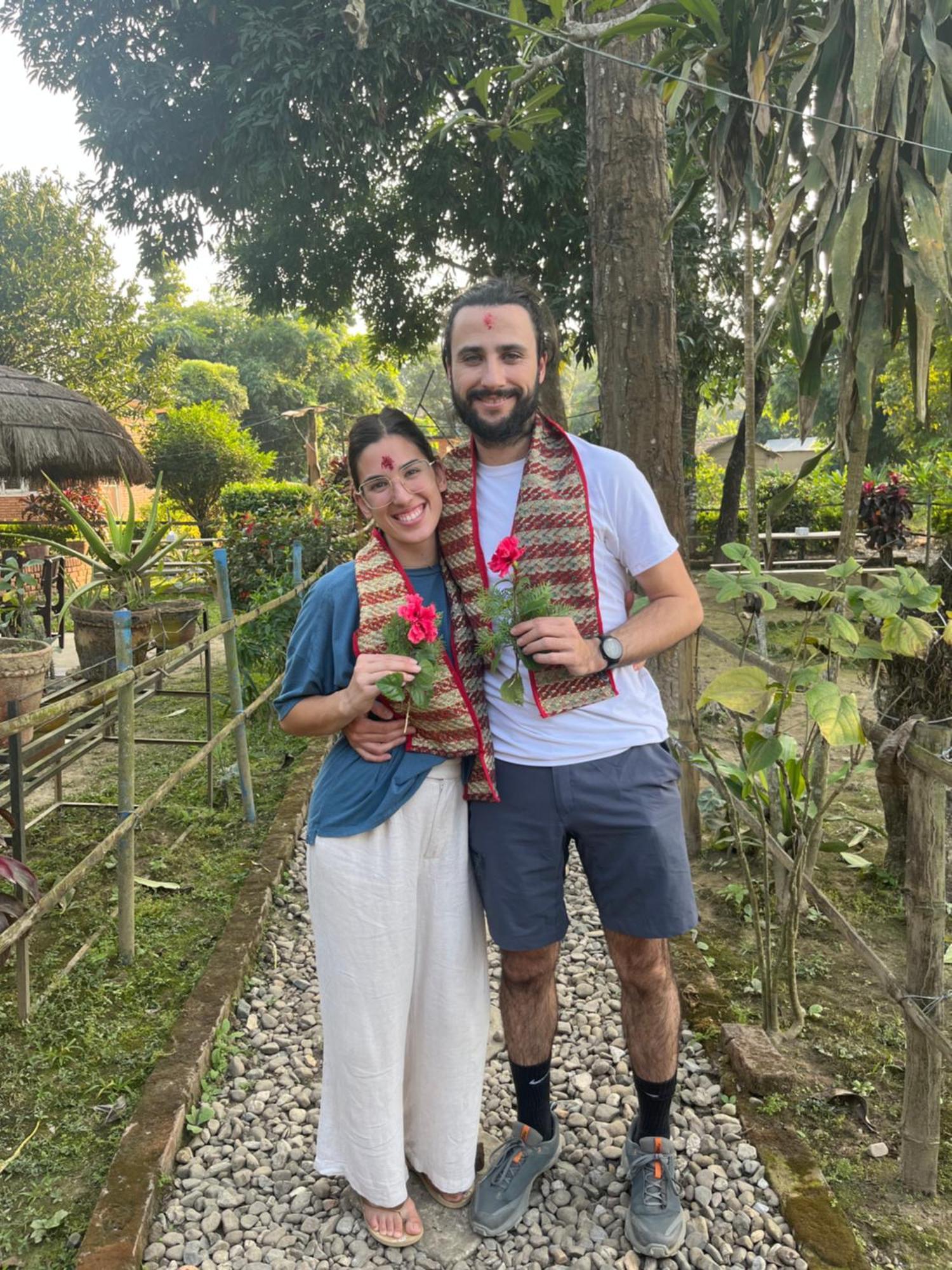Hotel Tharu Garden, Sauraha Eksteriør bilde